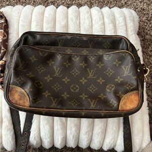Vintage Louis Vuitton Brown and Tan Monogram Bag